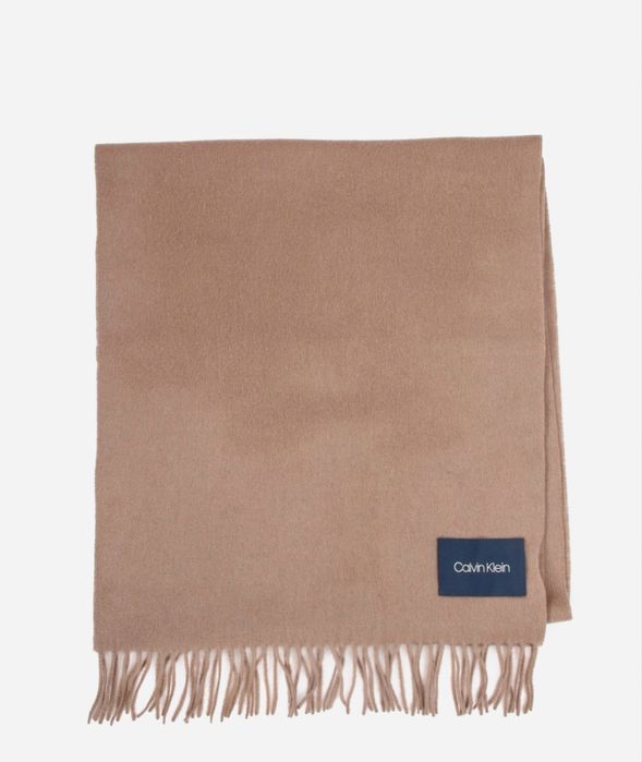 Calvin Klein шал от 100% въшна