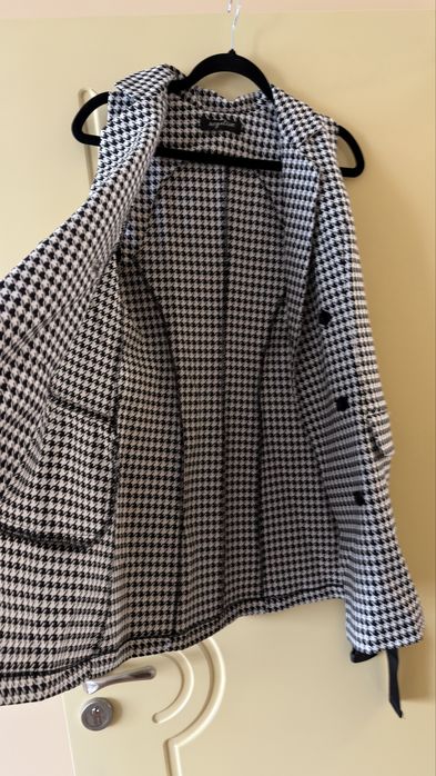 Чисто нова рокля Negative