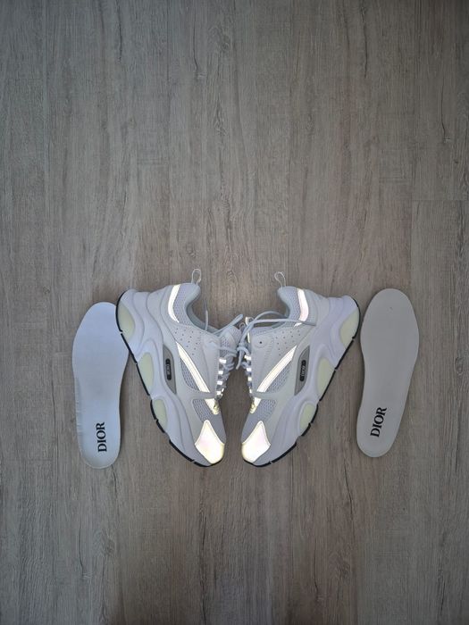 Dior b22 новые .