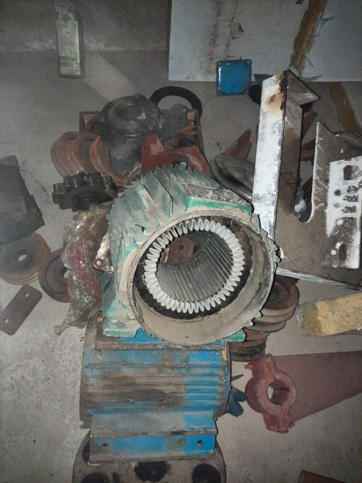 Matorlar sotiladi. 23 dona hammasi ishchi holatda narxi 3mlndan 5mlnga