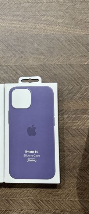 iPhone 14 Silicone Case with MagSafe - Iris, Midnight
