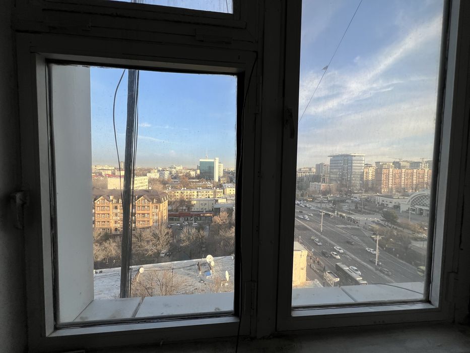 Аренда под офис 18м2, С Мебелью! 2 минут метро Алайский! 435 у.е