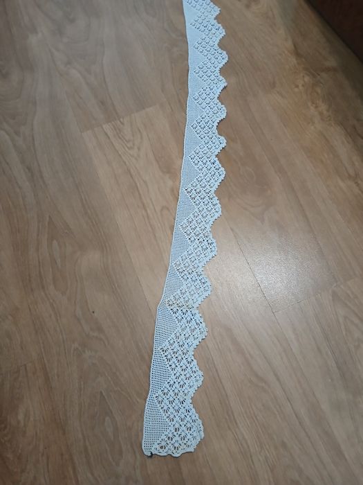 Памучна дантела,плетена на една кука.