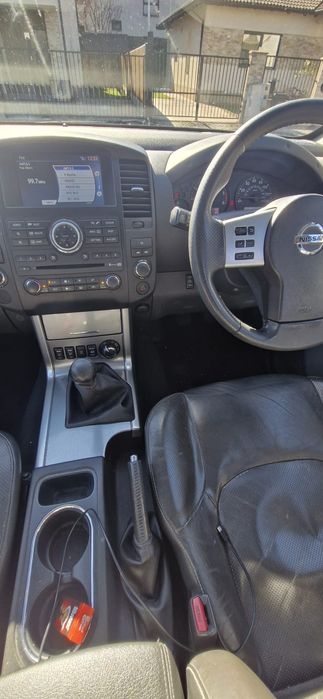 Nissan Navara nu Mitsubishi  L 200