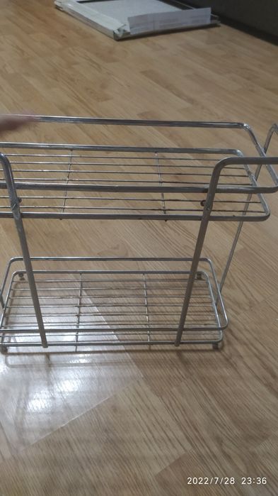 Полки для ванной