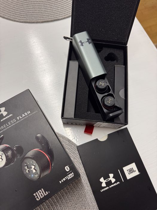 Casti in-ear UnderArmour Flash True Wireless originale