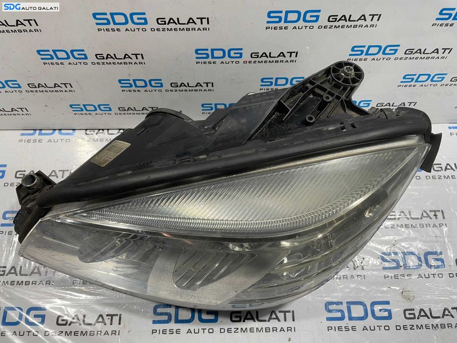 Far Stanga cu Lupa FARA Xenon Mercedes Clasa C Class W204 NFL Non Facelift 2007 - 2010 Cod A2048208561 030123460300 [L4736]