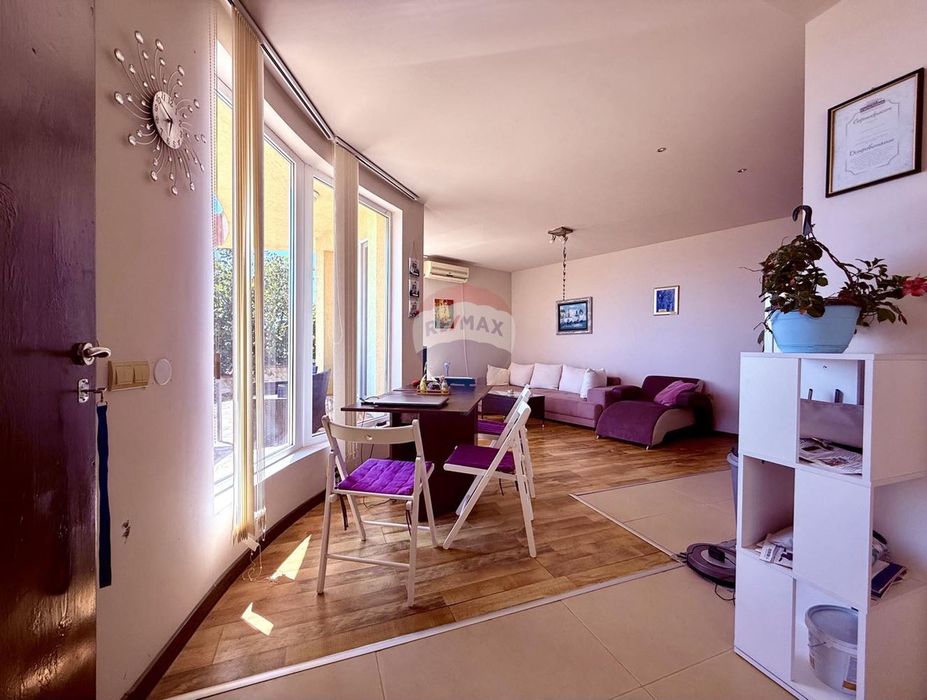 Продава се Двустаен апартамент в Балчик - 61 кв.м за 745 €/кв.м - Снимка #2