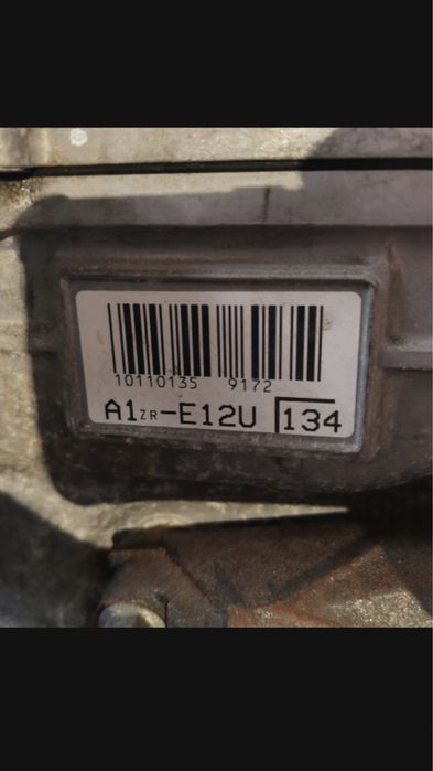 Продава се на части двигател с оборудване Тойота 1.6 A1ZR-E12U