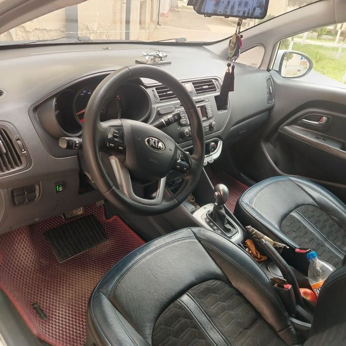 Продаётся KIA RIO