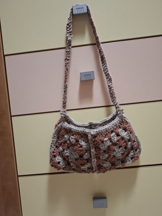 Ръчно направен вълнена чанта