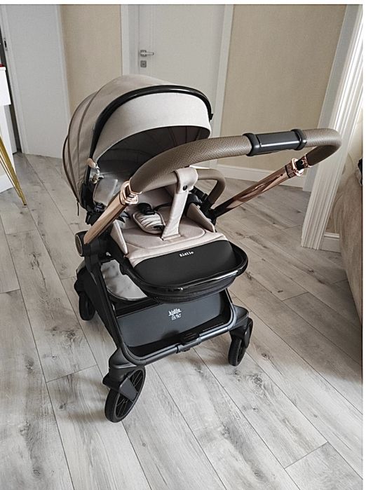 Коляска от фирмы Kidillo
