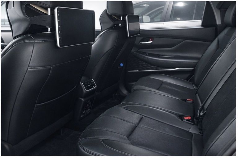 Hyundai Santa Fe 2019, 2,4, 7 мест