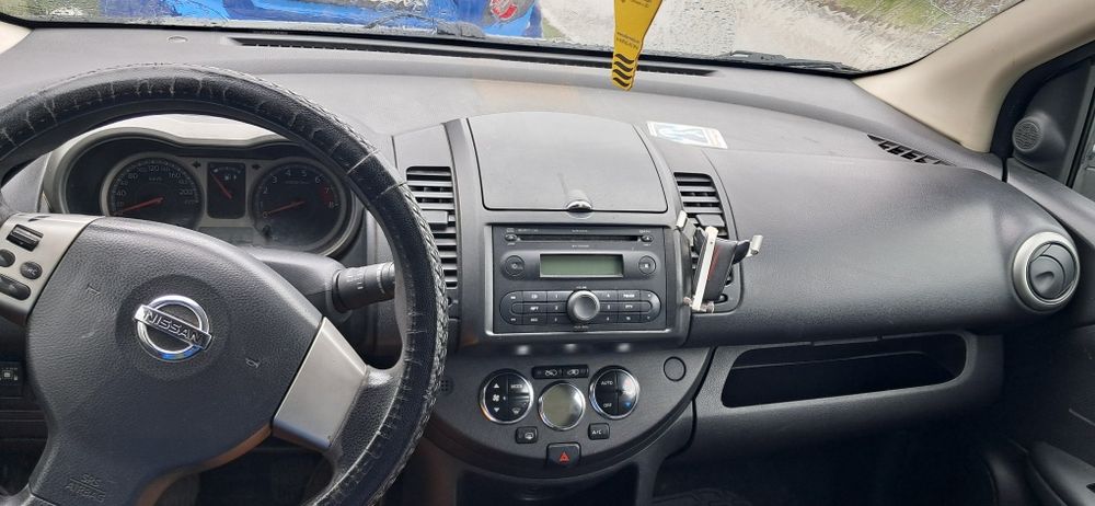 Vand sau schimb Nissan note
