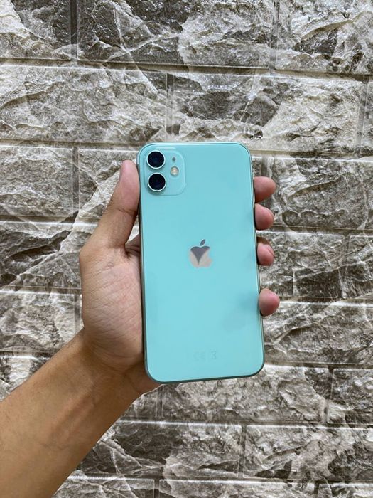 iphone 11 128gb idial sotiladi kelishamiz