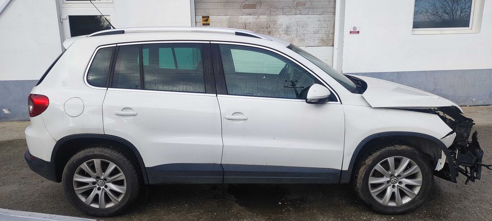 Dezmembrez volkswagen Tiguan 2.0 cod CBAB automata in 6 T JBG cod LB9A