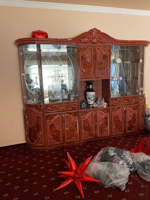 Stenka liza srochna sotiladi