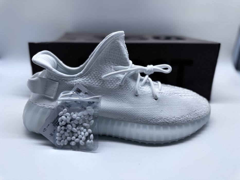 Yeezy Boost 350 V2 White