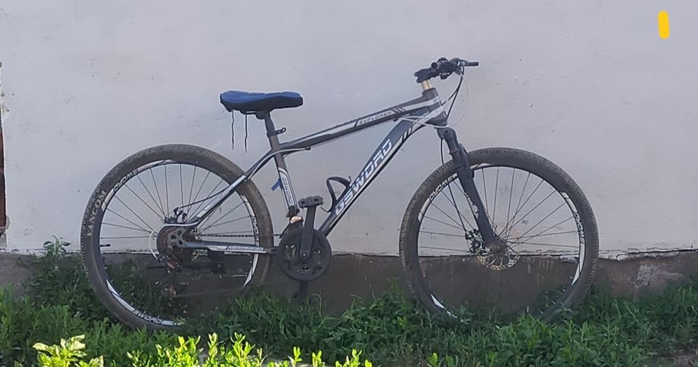 Продам спорт.велосипед 49000