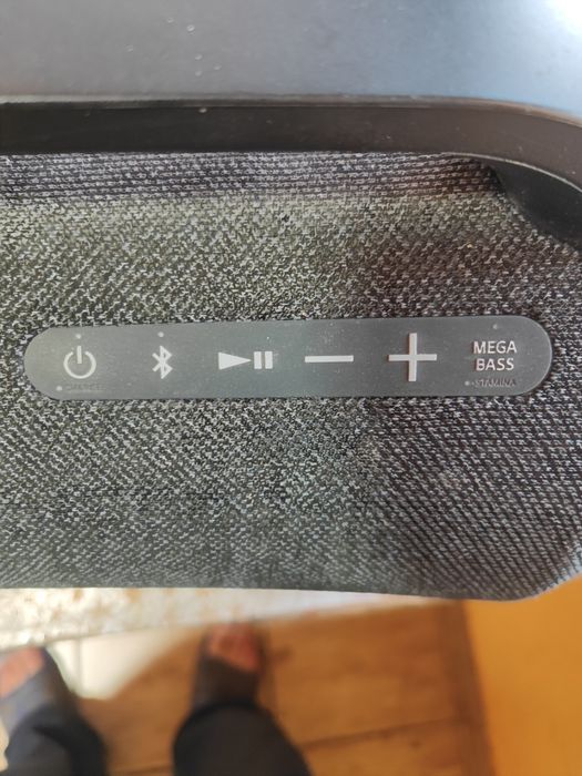Vând boxa cu Bluetooth Sony XG 500