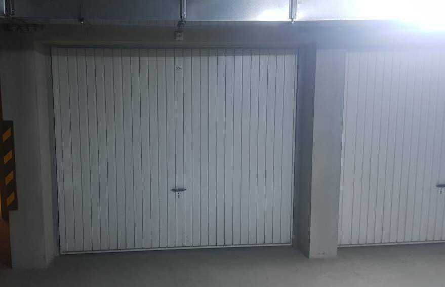 Дава се под наем Гараж / Паркомясто в София, Бояна - 16 кв.м за 112.2 € - Снимка #1