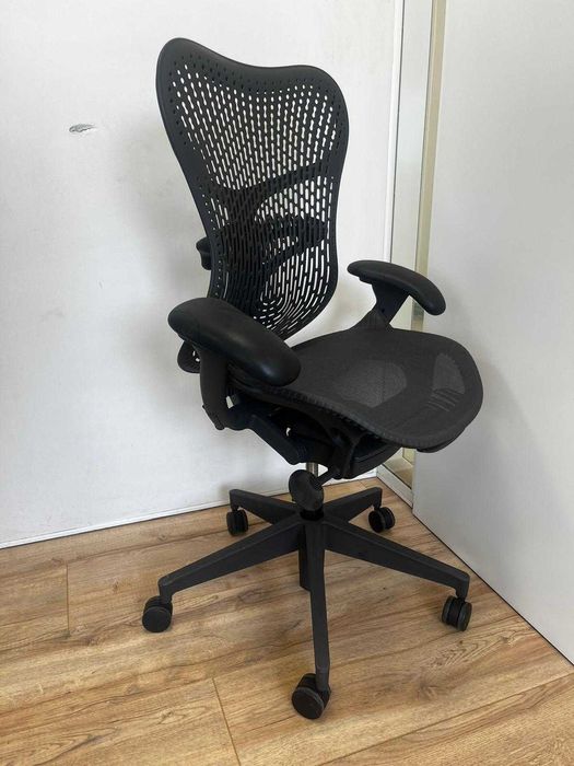 Refurbished Herman Miller Mirra 2 Graphite