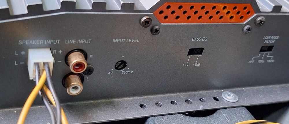 Субуфер за кола Pioneer Champion series PRO и усилвател JBL DA1002