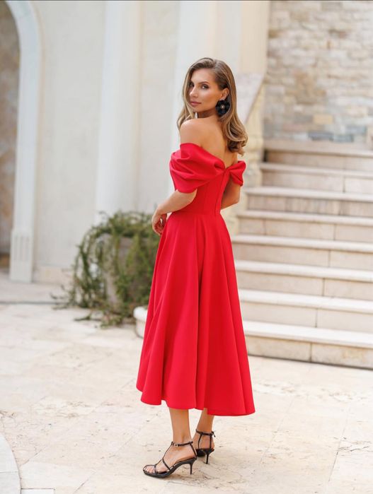 Rochie XS eleganta de ocazie Celine Rosu ( Buticul Evei)