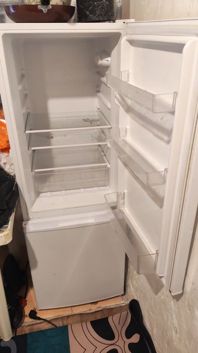 Продам холодильник ARG