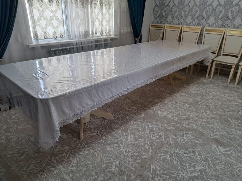 Стол 4 метра для гостиной