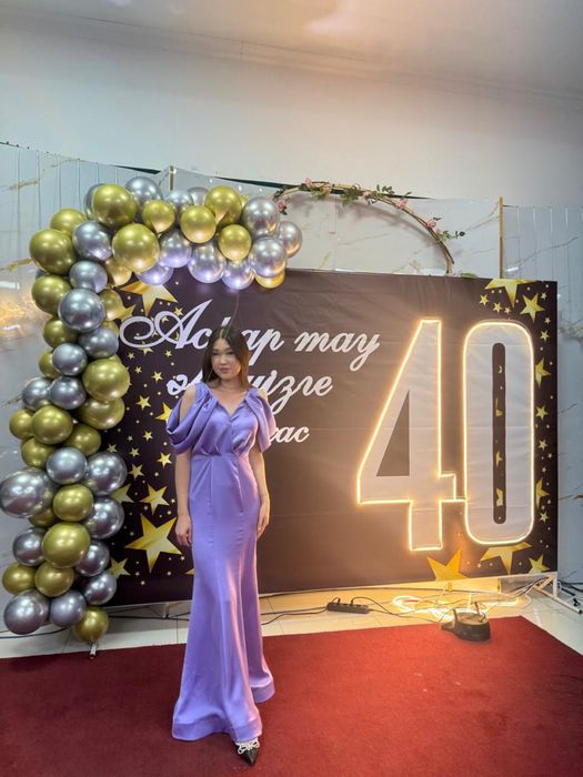 Бәрін арзан бағада берем 1-2 рет киілгем дак ештеңе жоқ киімдер таза