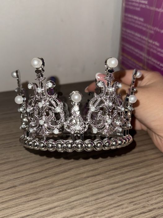 Корона на торт, шары, фотозона