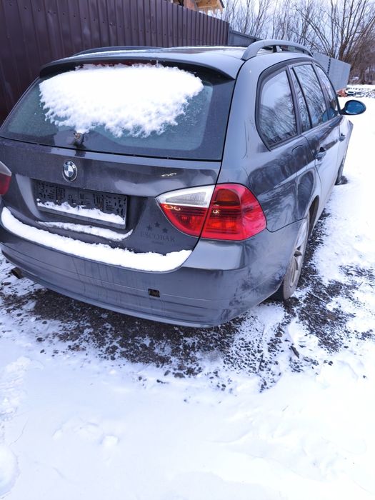 Vând faruri xenon BMW e90, e91 nonfacelit