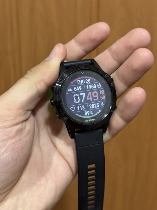 Часы Garmin Fenix 5 Sapphire