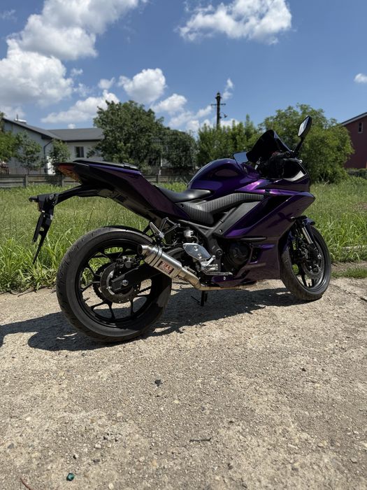Yamaha R3 2024 – 321cc, 4.000 km