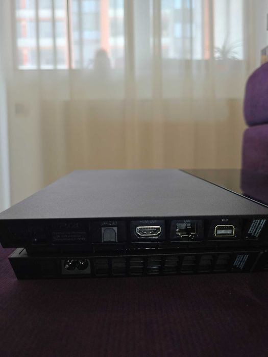 PlayStation 4 PS4 FAT 500GB + 2 Controllere DualShock 4 + 14 Jocuri