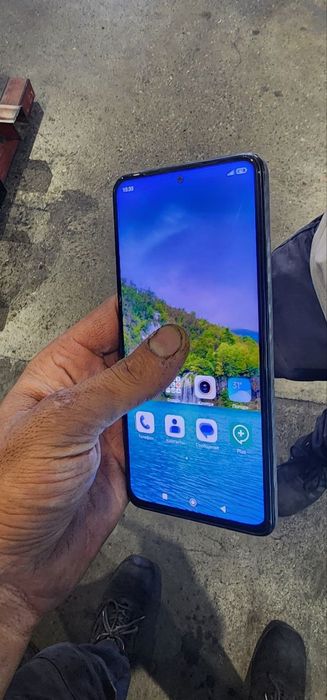 Srochna redmi not 12 pro sotiladi