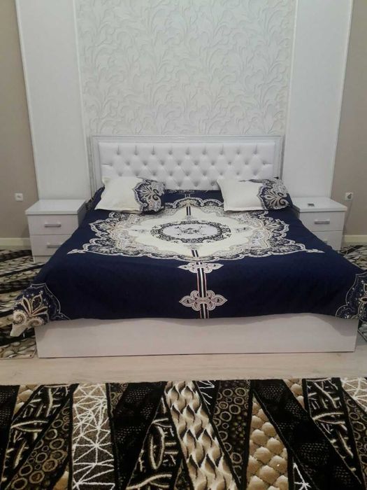 Иззада срочно уй сотилади