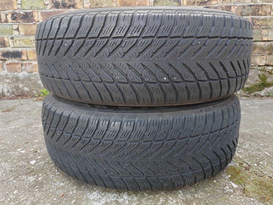 225/65/17 2бр.Goodyear Зимни гуми