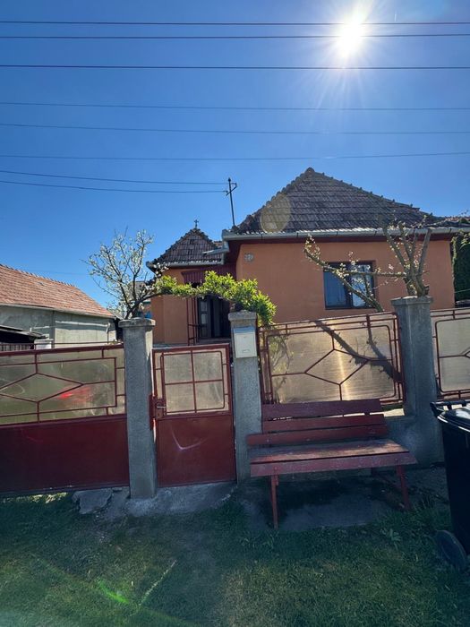 De Vanzare Casă in Petresti de Jos,jud Cluj