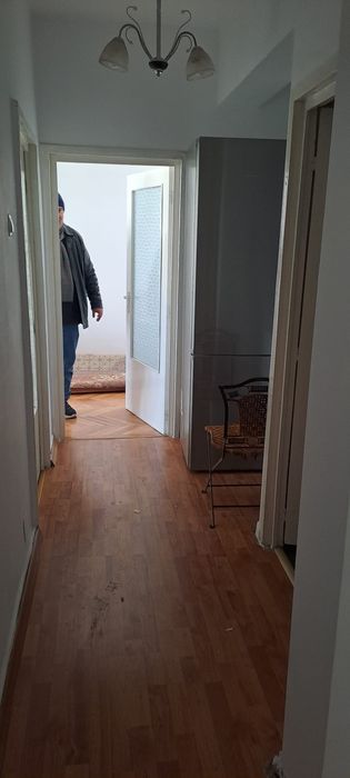 Apartament de vanzare  vizavi de Hotel  Victoria