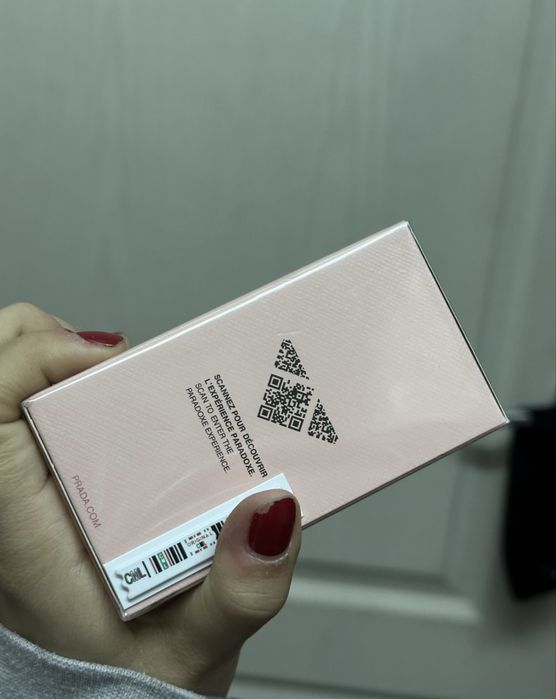 Prada paradoxe clasic