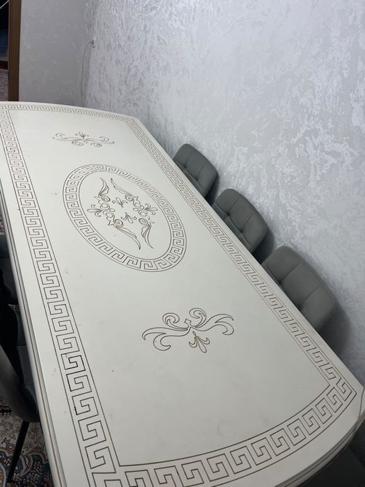 Стол для зала(гостей)