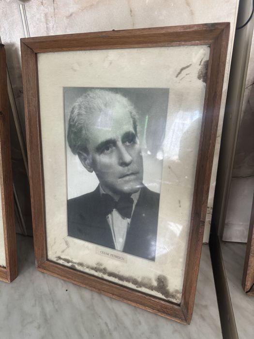 Tablouri vechi  de vanzare