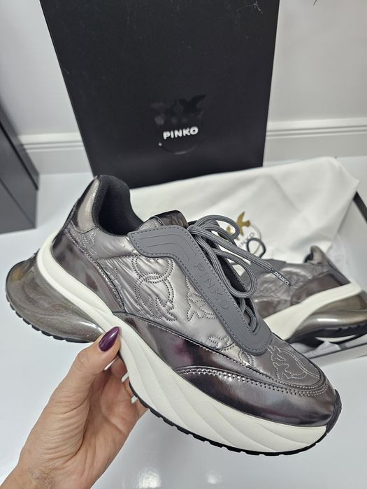 Дамски сникърси маратонки Pinko нови 38