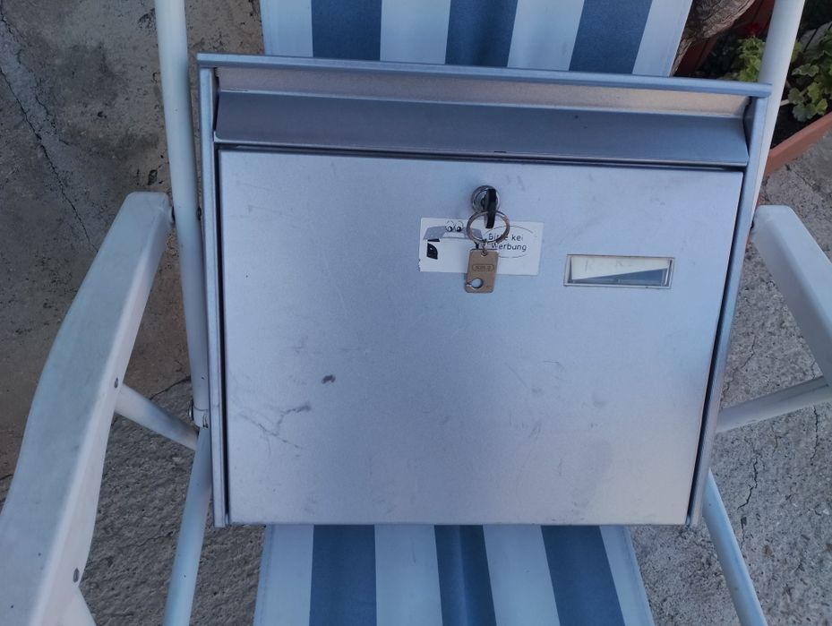 Vând cutie poștală germania