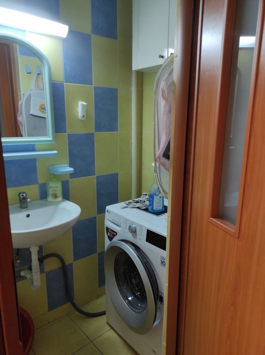 Închiriere apartament 3 camere Titan, București