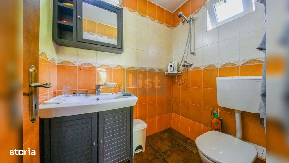 Comision 0 % Apartament 3 camere PARTER, 2 parcari, curte 100mp