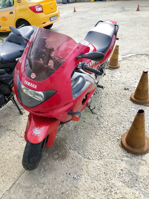 YAMAHA YZF 600 Thundercat