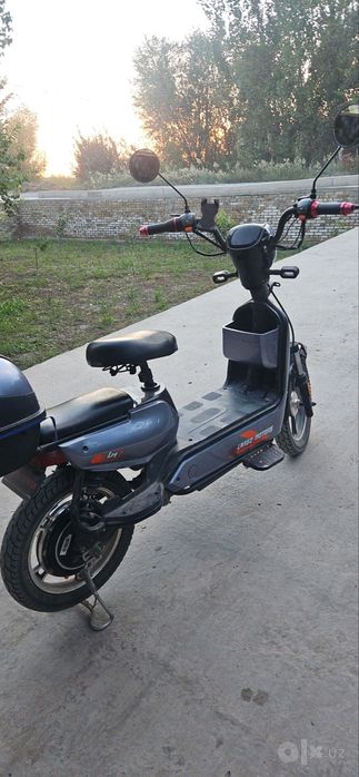 Skuter cho‘ntak.